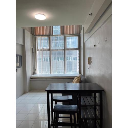 unit 1827 Eton Emerald Loft ortigas , pasig city