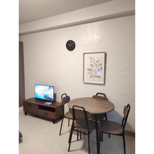 Unit A-1008 Style Residences