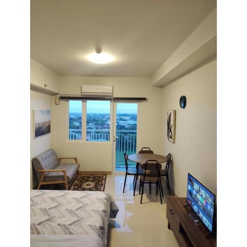 Unit A-1607 Style Residences