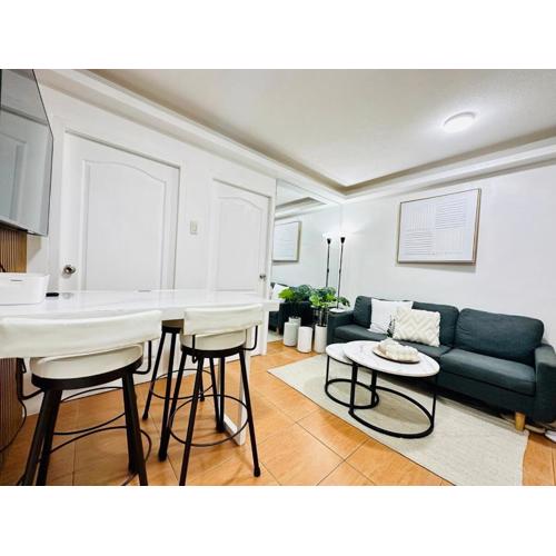 Unwind Oasis Two Bedroom Free Pool Access