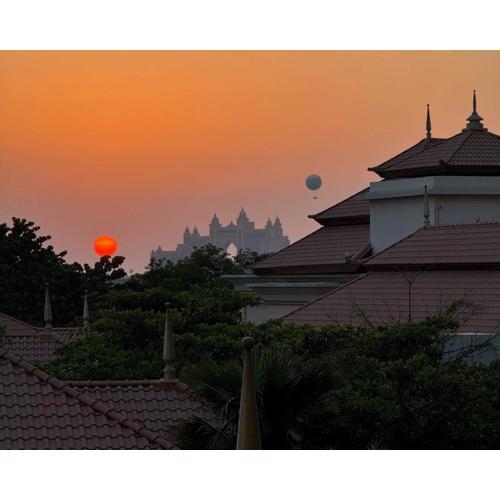 Upgraded 2BR - Beachfront - 5 Star Resort