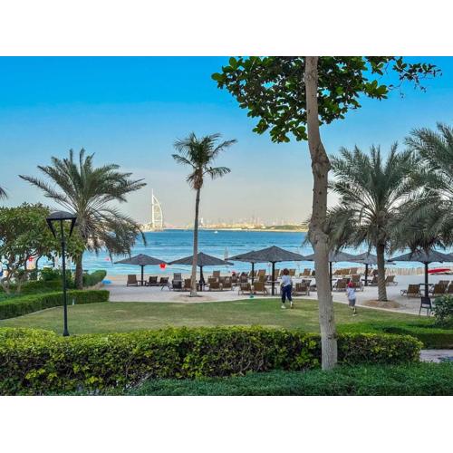 Upgraded 2BR apartment at the beach - Shoreline 1