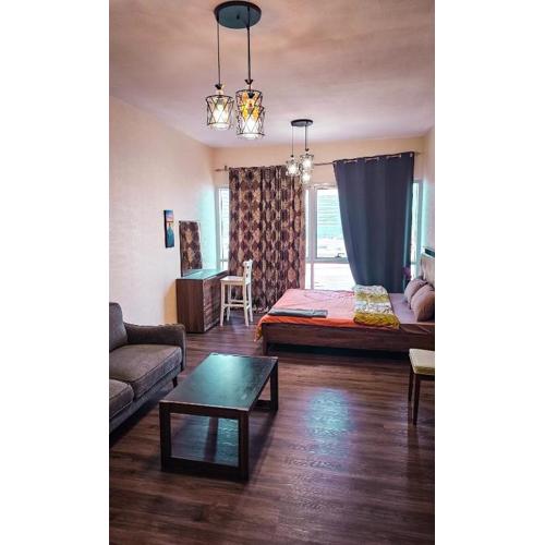 Upgraded Studio In Dubai Marina