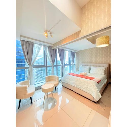 Uptown Parksuites Tower 1