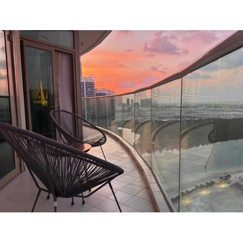 Urban cozy -sea view with pool and gym access