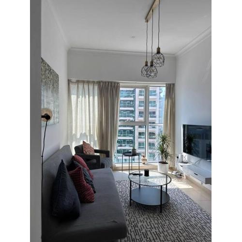 Urban Cozy 1BR apartment with Canal view - Free parking