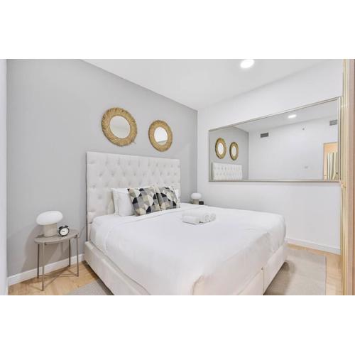 Urban Gem 2BR with Stunning Views