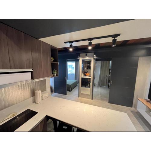 Urban Luxe Oasis