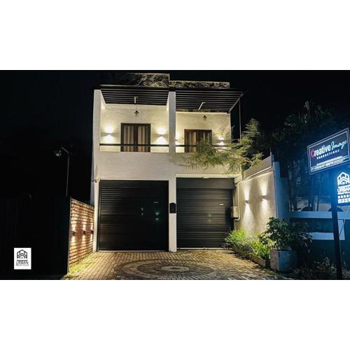 Urban Palm Villa