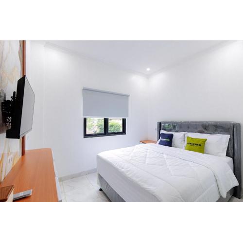 Urbanview Hotel Amira Syariah Bogor