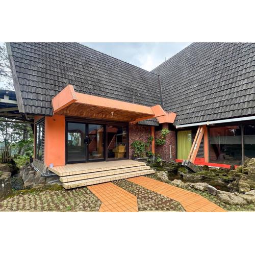 Urbanview Hotel AR Cottage Gambung