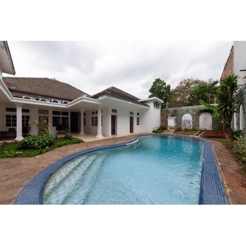 Urbanview Hotel De Breeze Kemang Jakarta by RedDoorz