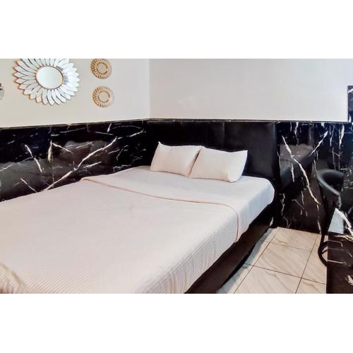 Urbanview Hotel Dream Guesthouse Padang