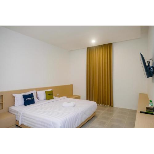 Urbanview Hotel JJ Bukitsari Semarang