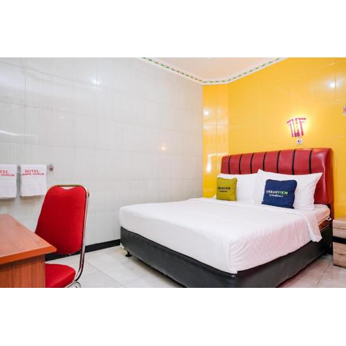 Urbanview Hotel Mawar Sharon near Alun Alun Batu