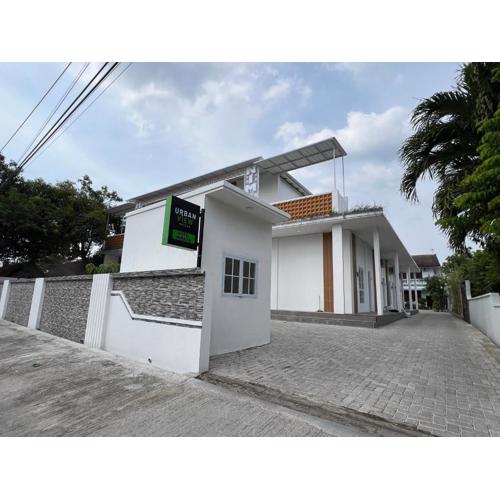 Urbanview Hotel Nimara Ngawi by RedDoorz