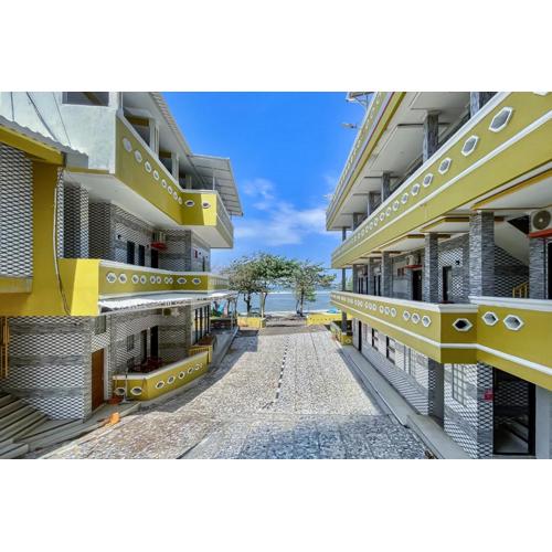 Urbanview Hotel Saikhwan Pantai Sayang Heulang Pameungpeuk Garut by RedDoorz