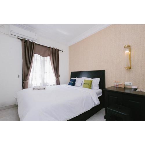 Urbanview Hotel Sultan Palace Malang by RedDoorz