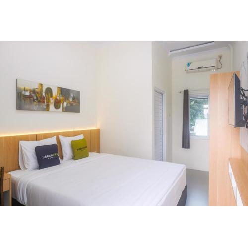 Urbanview Hotel Syariah Astungkara Space Sleman by RedDoorz