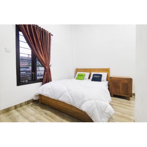 Urbanview Hotel Syariah at Glory Guest House Kota Baru