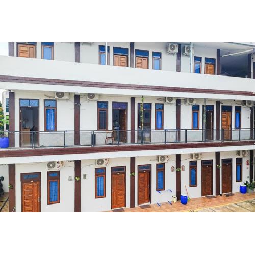 Urbanview Hotel Syariah at Waskita Residence Telanaipura