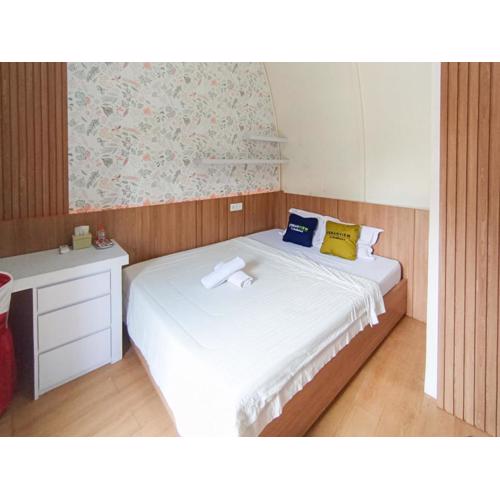 Urbanview Hotel Trisna Srabah