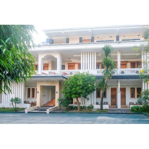 Urbanview Omah Pari Boutique Hotel