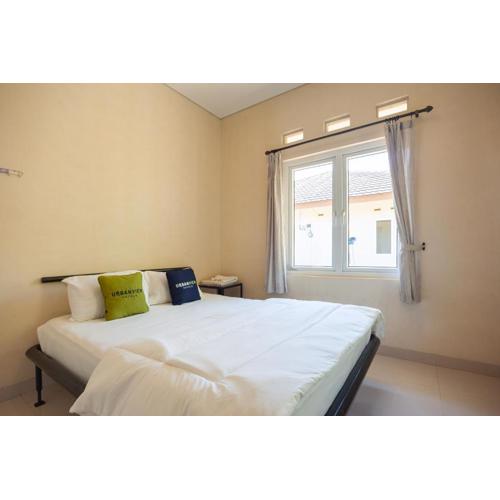 Urbanview Resort Adang Zecky Cisarua Puncak by RedDoorz