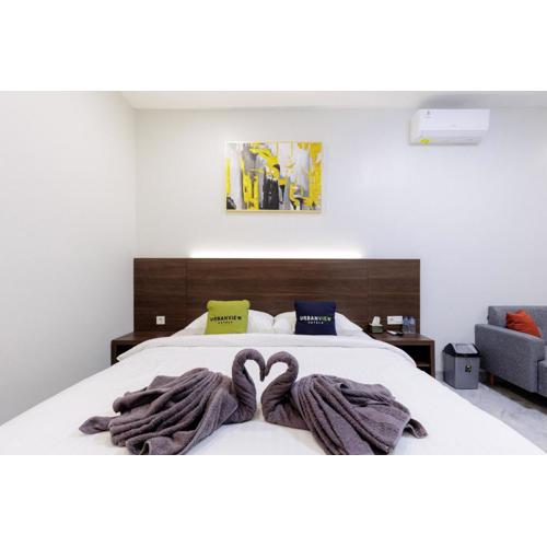 Urbanview Syariah Hotel Senen Jakarta