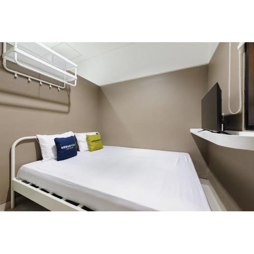 Urbanview Syariah Kost D33 Hutan Kota Srengseng