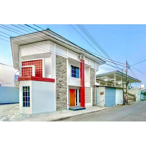 Urbanview Syariah Oemah Isun Homestay Cirebon by RedDoorz