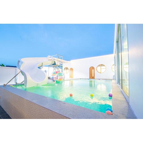 V Pool Villa Sattahip