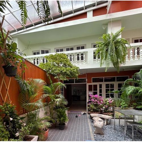 V Reserve at Merry V