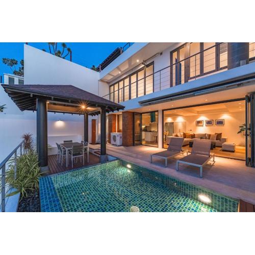 V152 Most Amazing Sea Views From Every floor