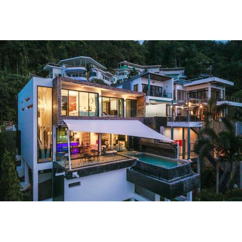 V203 Seahorse Villa Stunning 3BR Oceanview Retreat