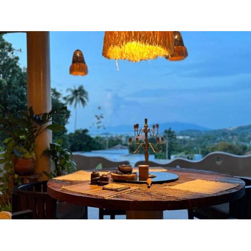 V222 Zen Sea View Villa Pool, Hot Tub & Chess