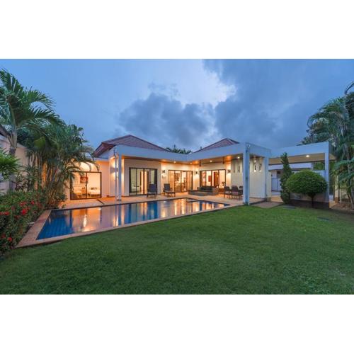 V246 Spacious 4BR Near Pier Private Pool & Garden