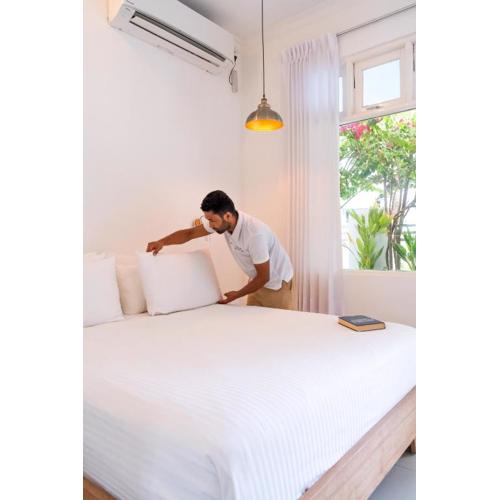 Vaali Maldives Island Escapes & Dive