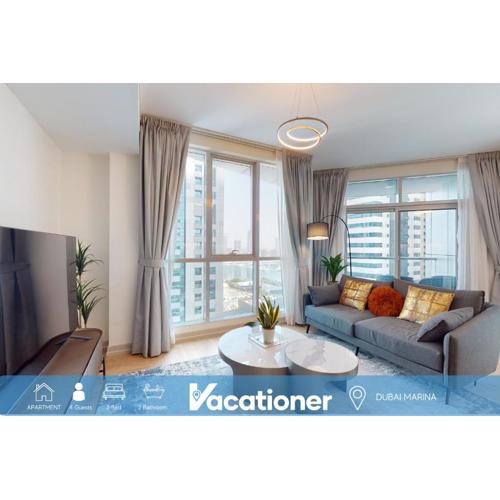 Vacationer I Glamorous 2 Bedroom I Steps from Barasti Beach I Marina Views
