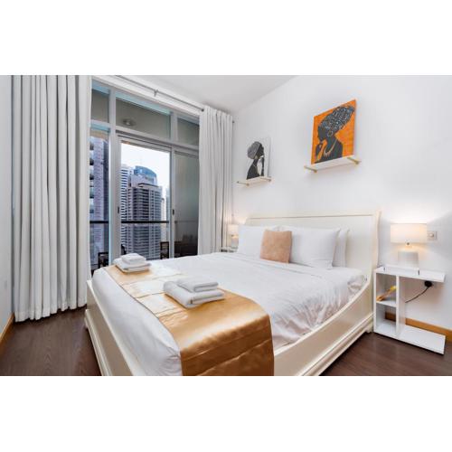 Vacay Lettings - 1 BHK - Iris Blue Dubai Marina