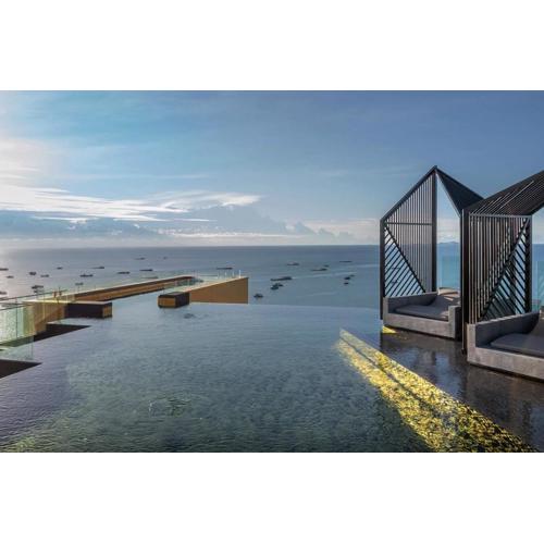 Vacaystation Edge Central Pattaya