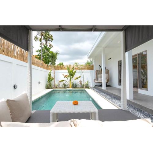 Vajrayana - 10 Min From The Beach, Serene Villa with Pool View