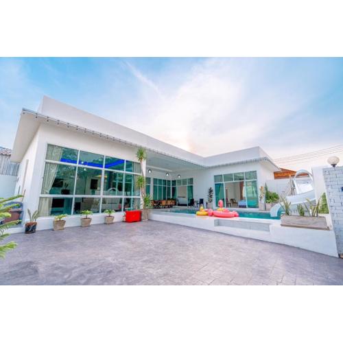 Vartika Poolvilla Pattaya