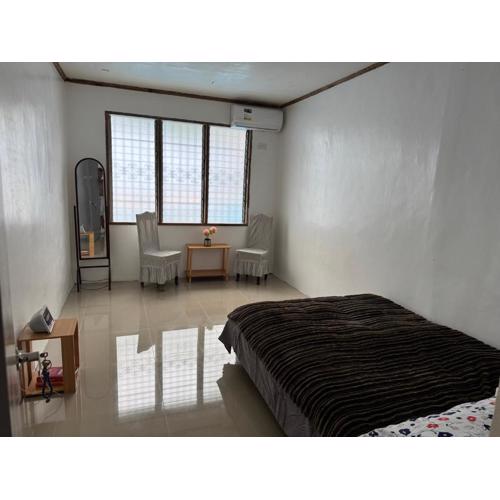 Vasquez Residence Cozy Homestay