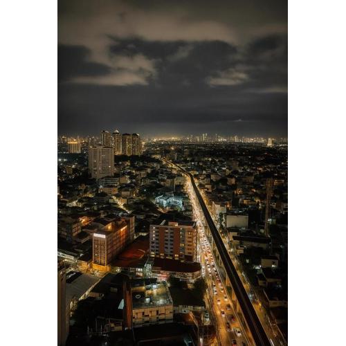 VB Infinity Stay-Vivaldi Residences Cubao 1BR Corner Unit, Infinity Pool