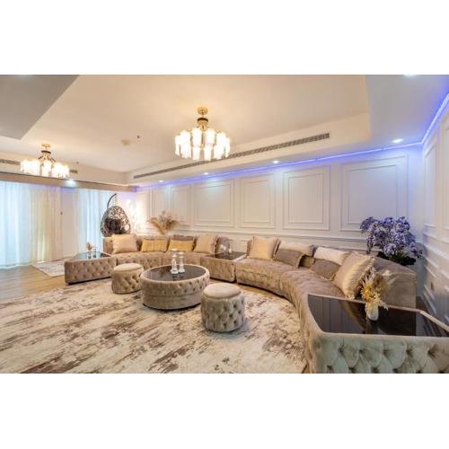 Veer Apartments - 87th Floor Penthouse Full Sea View 5 BHK