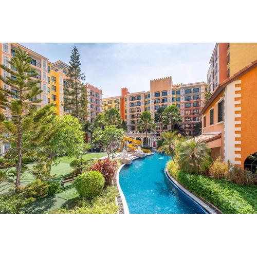 Venetian Condo 1 bedroom luxury with pool & gym access by ausie