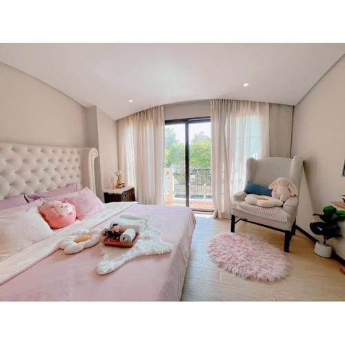 Venetian Signature Condo Pattaya