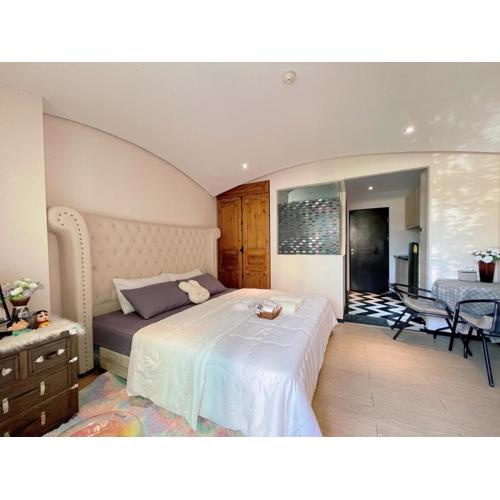 Venetian Signature Condo Pattaya