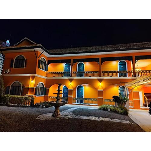 Venice Hotel Hua Hin